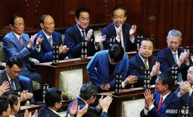 击中方启动罕见制裁特朗普只留下4个字pg电子免费模拟器高市早苗接连受到重(图9)